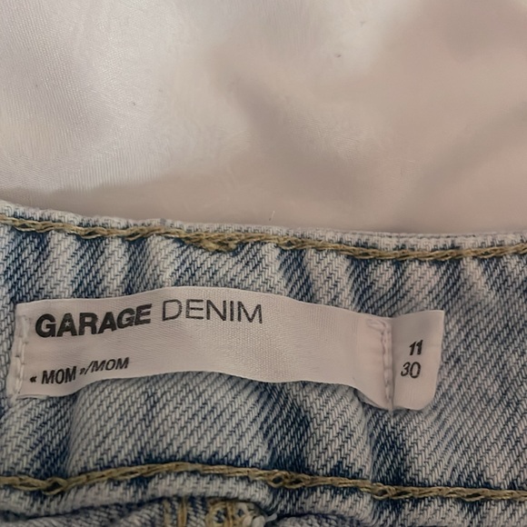 GARAGE | Denim mom jeans | blue washed | size women’s 30W - Picture 4 of 4